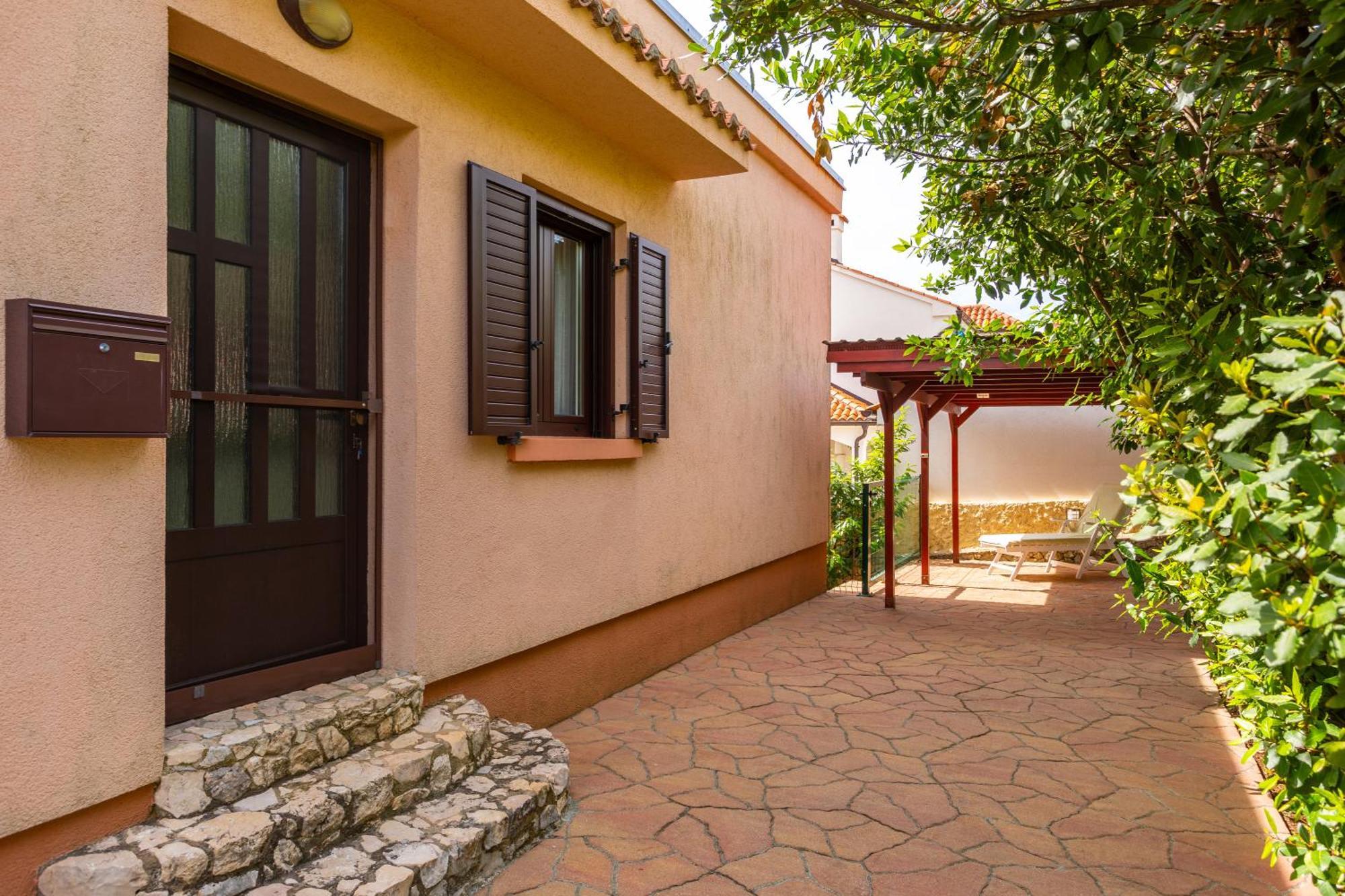 Apartments Villa Temer Pinezići المظهر الخارجي الصورة